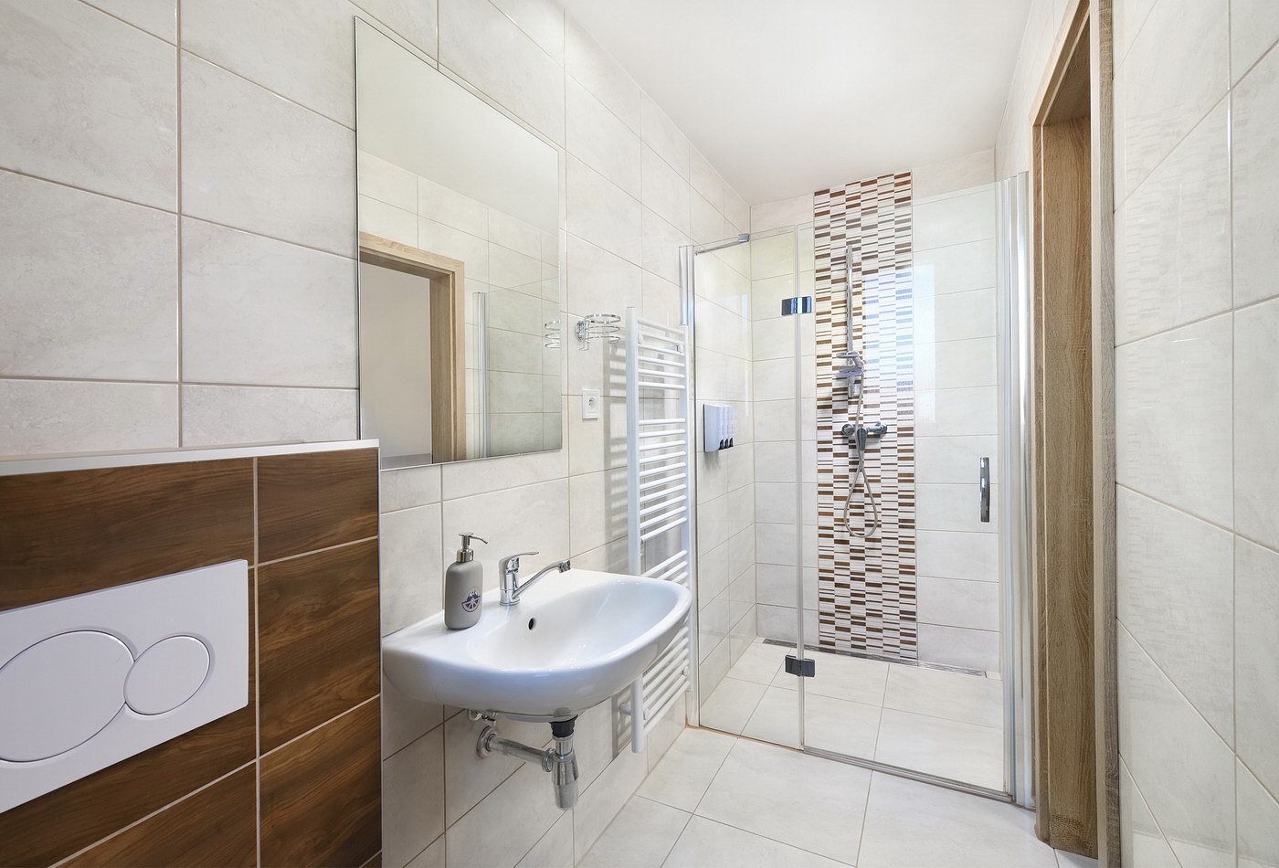 Apartment 2 — bathroom