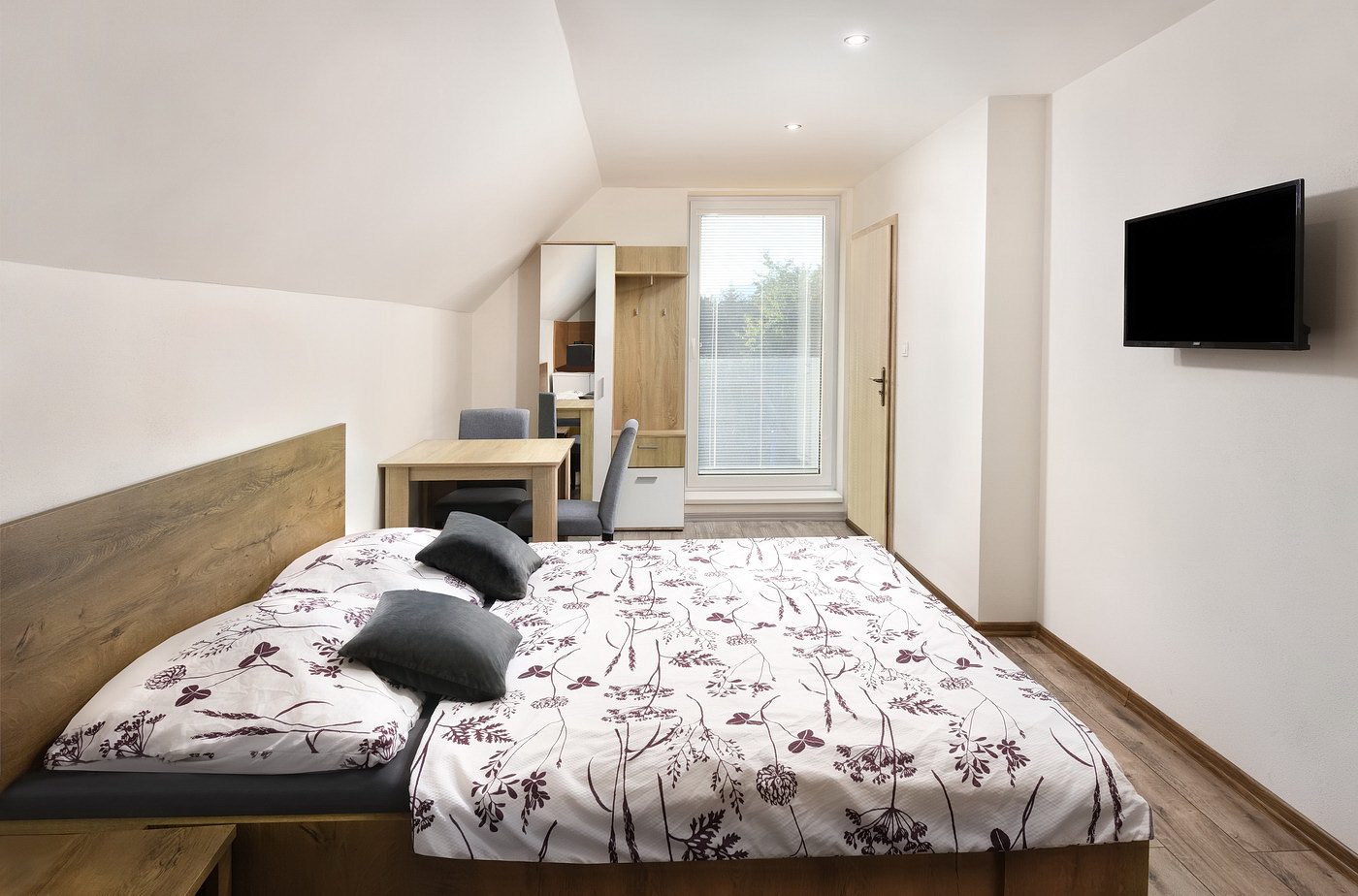Apartment 3 — bedroom